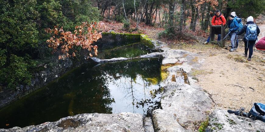 Les aiguiers bessons pleins à ras bord Les aiguiers bessons pleins à ras bord